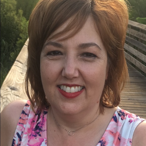 Meet your Posher, Bridget - Picture 1 of 1